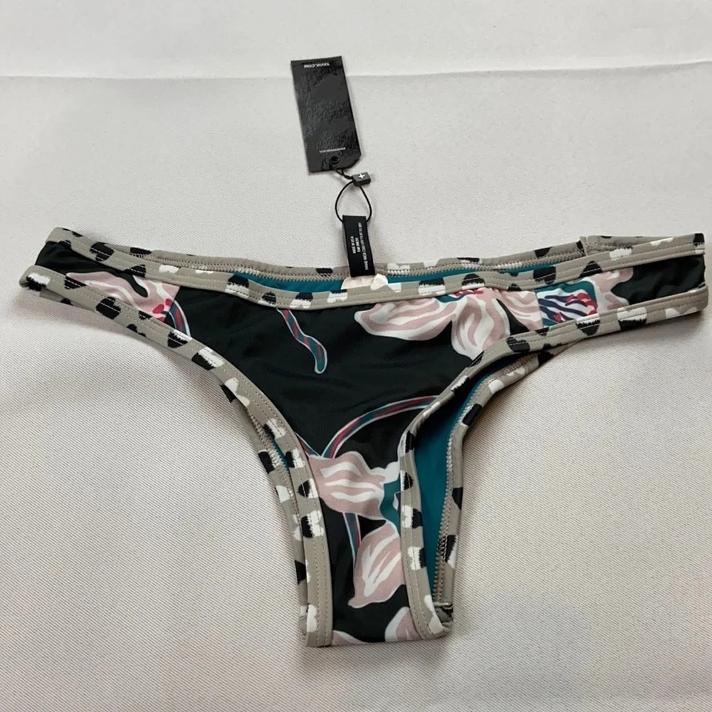 Tavik JAYDEN Moderate Swimsuit Bottom Size S